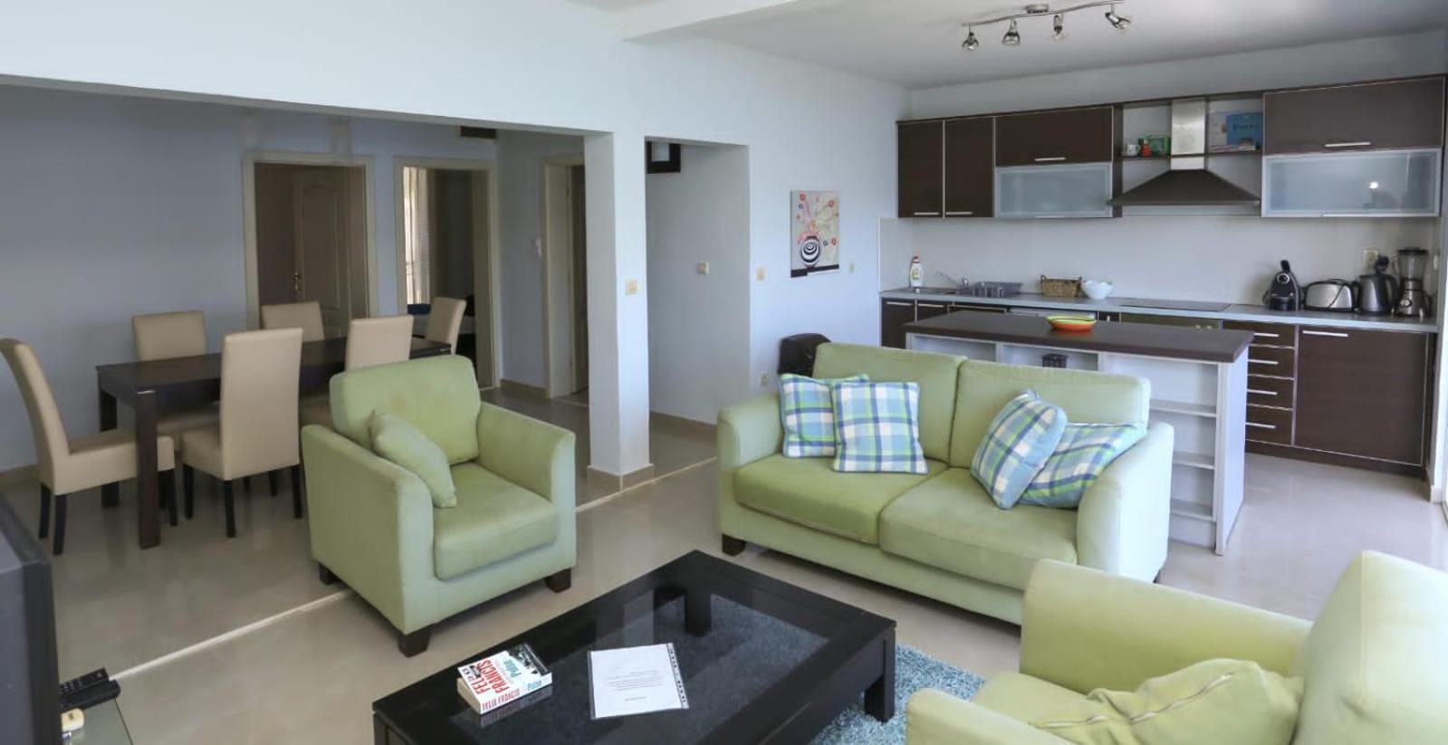 Mountain Bay Views Apartments Njivice Eksteriør billede
